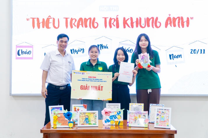 Từng đường kim mũi chỉ gắn kết tình cảm thầy trò tại hội thi thêu trang trí khung ảnh của Viện Khoa học Ứng dụng 79