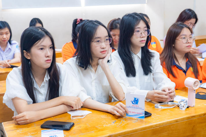 Khoa Hàn Quốc học ra mắt Ban Chấp hành Liên chi Hội nhiệm kỳ mới đầy kỳ vọng 33