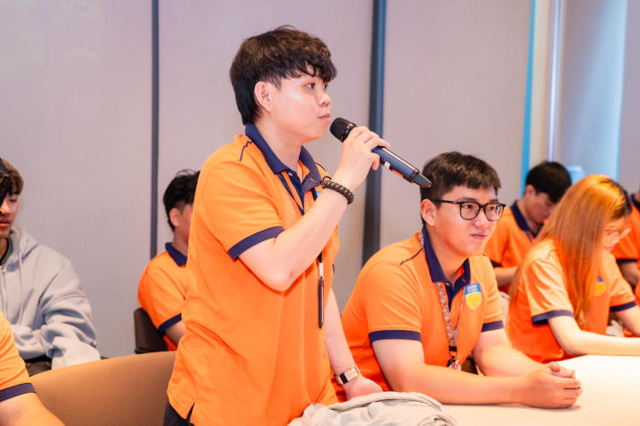 [Ảnh] Kiến tập tại C.P. Việt Nam: Cơ hội cọ xát thực tiễn cho sinh viên ngành Kinh tế quốc tế 68