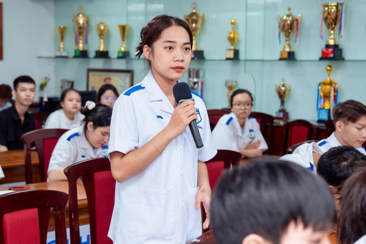 [Video] Lễ khởi động học kỳ bệnh viện: Dấu mốc khởi đầu hành trình thực tập của sinh viên Khoa Điều và Xét nghiệm HUTECH 88