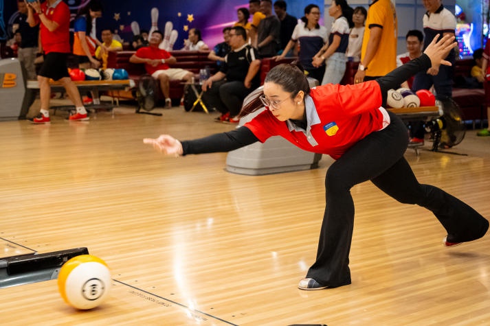 HUTECH giành cúp vô địch Giải Bowling khối thi đua số 4 năm học 2023-2024 39