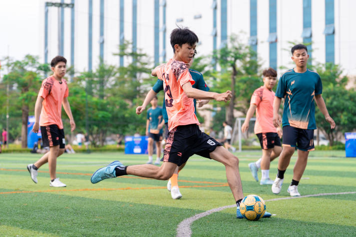 [Video] Khởi động mùa giải thể thao chào đón tân sinh viên 2025-2026: Dấu ấn năng động của tuổi trẻ HUTECH 86