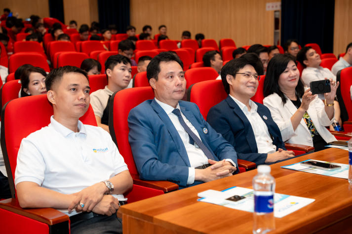 [Video] Trang mới từ dấu mốc 30 năm: Viện Kỹ thuật HUTECH khẳng định vị thế tiên phong trong đào tạo kỹ thuật 50