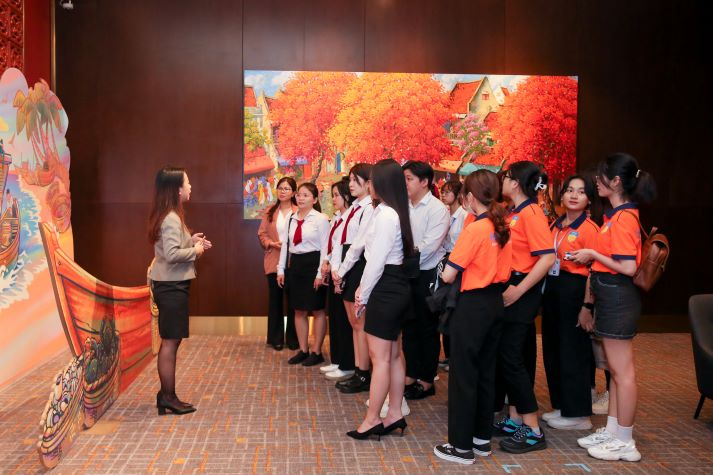 Sinh viên HUTECH sớm “bắt sóng” môi trường làm việc thực tế ngay từ năm nhất 68