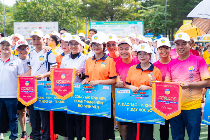 [Video] Bùng nổ tinh thần thể thao, Hội thao CB-GV-NV HUTECH 2026 khởi động mùa tranh tài rực lửa 122