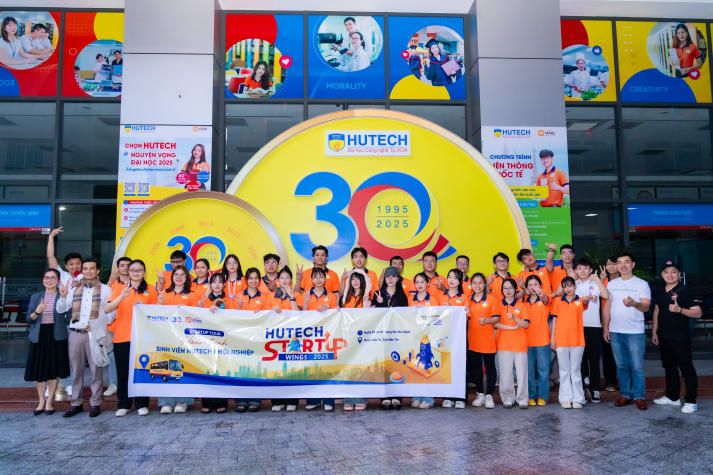HUTECH Startup Tour 2025: Sinh viên HUTECH trải nghiệm thực tế khởi nghiệp tại Bến Tre