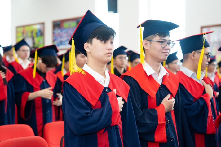 Nhiều cung bậc cảm xúc đáng nhớ tại những ngày cuối của Lễ Trao bằng tốt nghiệp tháng 12/2023 93