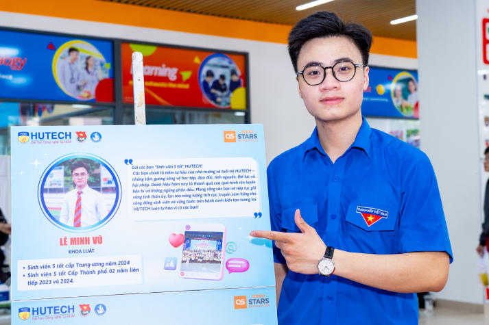 Ngày hội Sinh viên 5 tốt HUTECH năm học 2024 - 2025: Chạm vào hành trình “5 tốt” với không gian triển lãm rèn luyện toàn diện 117