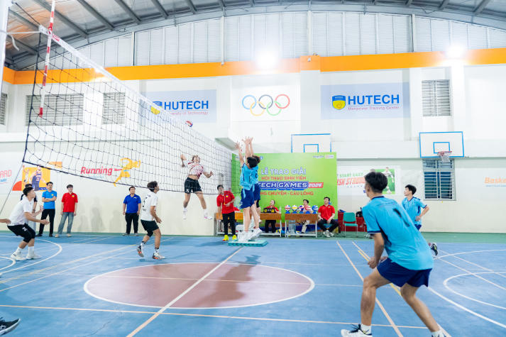 [HUTECH Games 2026] Viện Kỹ thuật lội ngược dòng ngoạn mục, giành ngôi vương Bóng chuyền nam 38