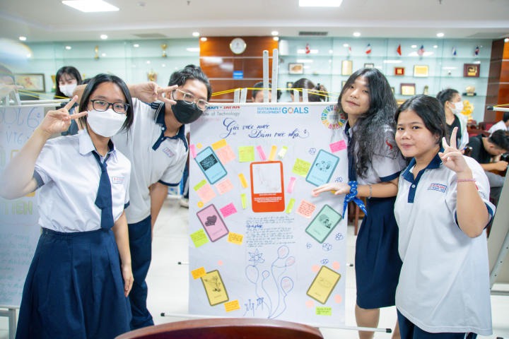 Học sinh các trường THPT chinh phục thử thách phát triển tư duy đổi mới sáng tạo cùng Viện Công nghệ Việt Nhật 135