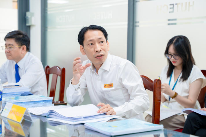 Nhiều nghiên cứu mới lạ được trình bày trong buổi bảo vệ luận văn/đề án tốt nghiệp Thạc sĩ ngành Marketing 22