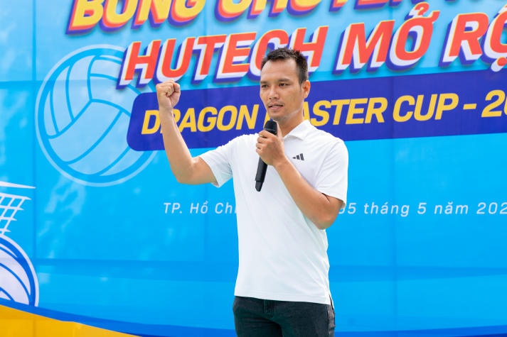 Đội chủ nhà giành ngôi vô địch Giải Bóng chuyền hơi nữ HUTECH mở rộng năm 2024 - Dragon Master Cup 92