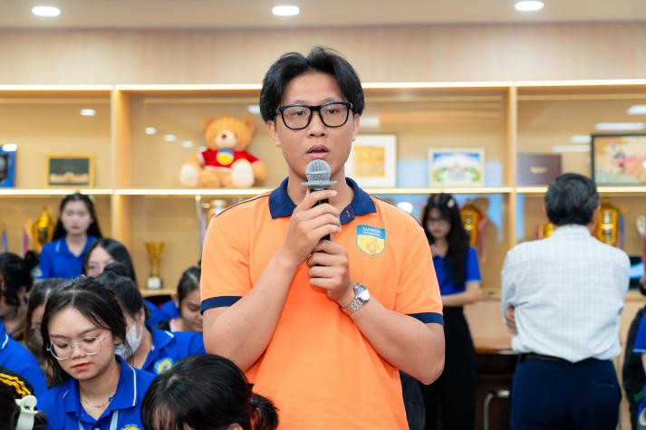 Sinh viên hào hứng “định hình ý tưởng” tại cuộc thi Thiết kế mô hình cơ thể học Thú y lần IV 91