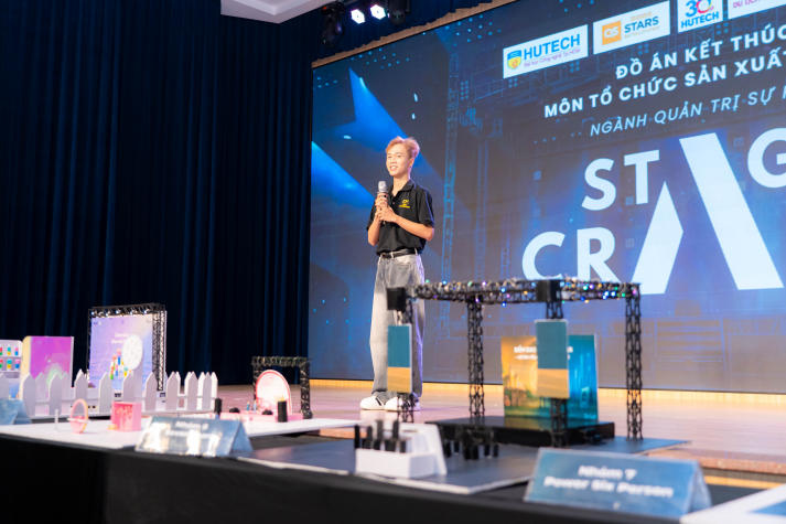 “Phù thủy sân khấu” HUTECH hiện thực hóa ý tưởng thành mô hình sân khấu sống động 47