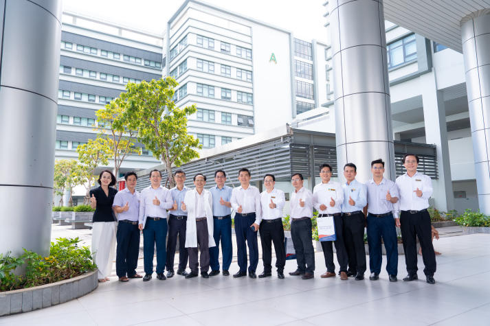HUTECH và Bệnh viện Đa khoa khu vực Thủ Đức mở rộng hợp tác chuyên sâu trong đào tạo, nghiên cứu y khoa 9
