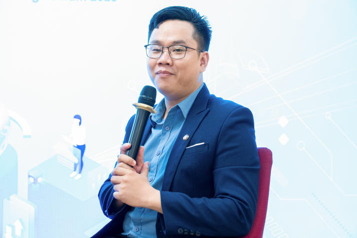 Xây dựng "hệ sinh thái" CLB học thuật để thúc đẩy nghiên cứu khoa học sinh viên tại HUTECH 58