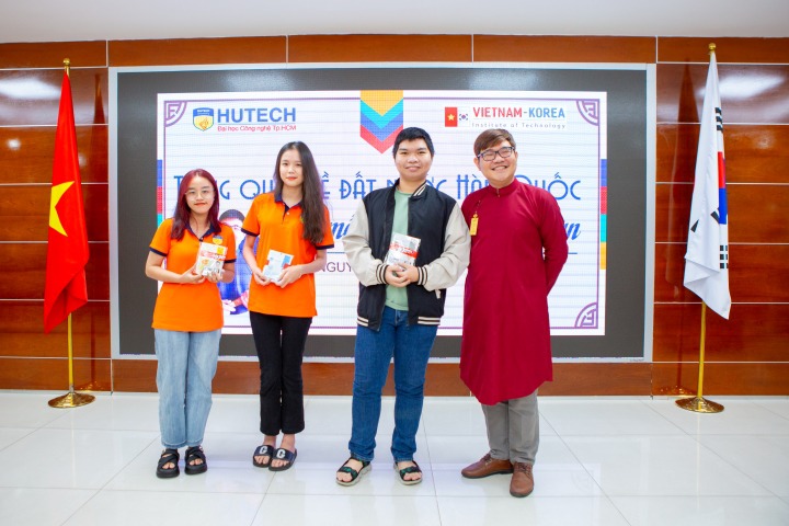 Tân sinh viên VKIT tìm hiểu và học hỏi kiến thức văn hóa, xã hội Hàn Quốc 76