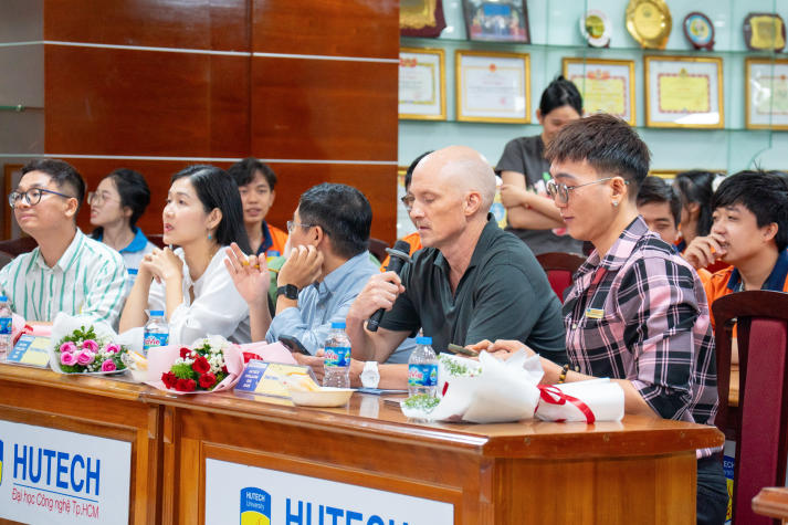 HUTECH Spelling Bee 2025: “Đấu trường từ vựng” của những bản lĩnh trẻ 43