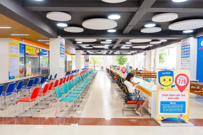 HUTECH sẵn sàng đón thí sinh trúng tuyển đến nhập học 23