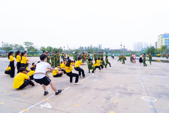 “Xuân gắn kết - Tết nghĩa tình”: Kết nối sức trẻ, sẻ chia yêu thương 45