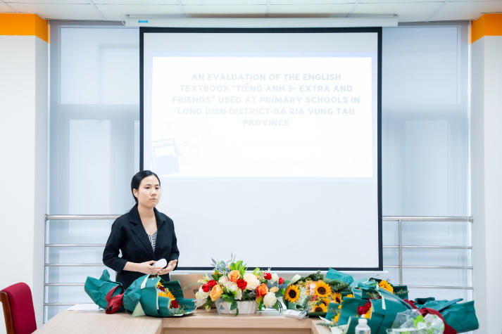 Hội đồng đánh giá luận văn/đề án tốt nghiệp Thạc sĩ ngành Ngôn ngữ Anh: Ghi nhận nhiều đề tài nghiên cứu giàu tính ứng dụng 19