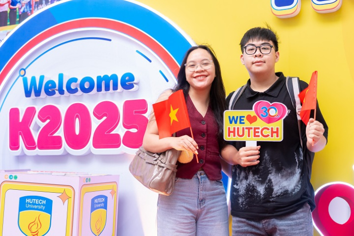 Sinh viên HUTECH cùng lan tỏa “Văn minh học đường” với 3 trọng tâm 26