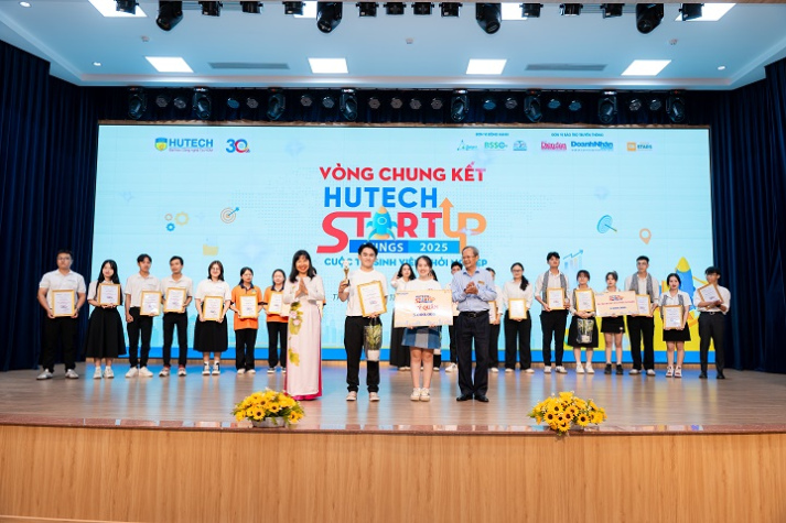 Chung kết HUTECH Startup Wings 2025: Trà sữa thảo mộc dạng viên nén TEA PIE lên ngôi Quán quân 106