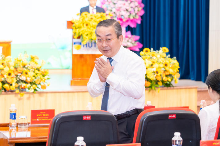 Đại hội Đại biểu Đảng bộ HUTECH lần VII: Khởi đầu vững vàng cho nhiệm kỳ 2025-2030 22