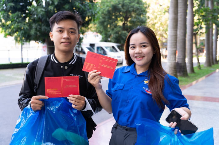 Cùng sinh viên HUTECH “Trao giọt hồng - Gửi yêu thương” tại Ngày hội Hiến máu tình nguyện 70