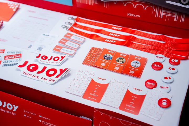 Ấn tượng với triển lãm đồ án Nhận diện thương hiệu của sinh viên ngành Thiết kế đồ họa 101