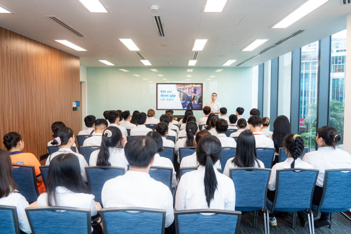 Trải nghiệm chuẩn “5 sao” tại Hilton Saigon của sinh viên Khoa Quản trị Du lịch - Nhà hàng - Khách sạn 14