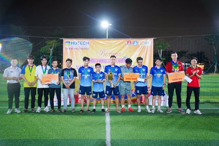 Viện Kỹ thuật HUTECH chính thức bế mạc Hội thao sinh viên năm học 2022 - 2023 240