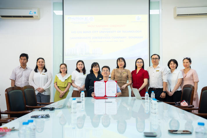 HUTECH ký kết MOU với Công ty Landbrugets Jobservices (Đan Mạch) thúc đẩy cơ hội nghề nghiệp quốc tế cho sinh viên Khoa Thú y - Chăn nuôi 77