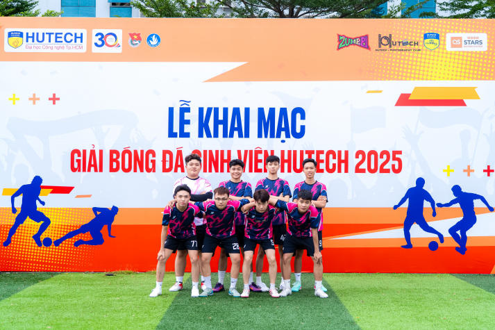 [Video] [Giải Bóng đá Sinh viên HUTECH 2025] Rộn ràng khai mạc và khởi tranh những lượt trận đầu tiên 118