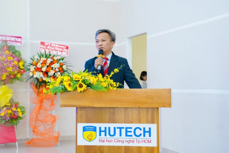Đại diện HUTECH tại Hội thảo “Định hướng nghề IT & Kỹ năng để thành công”  HUTECH 2