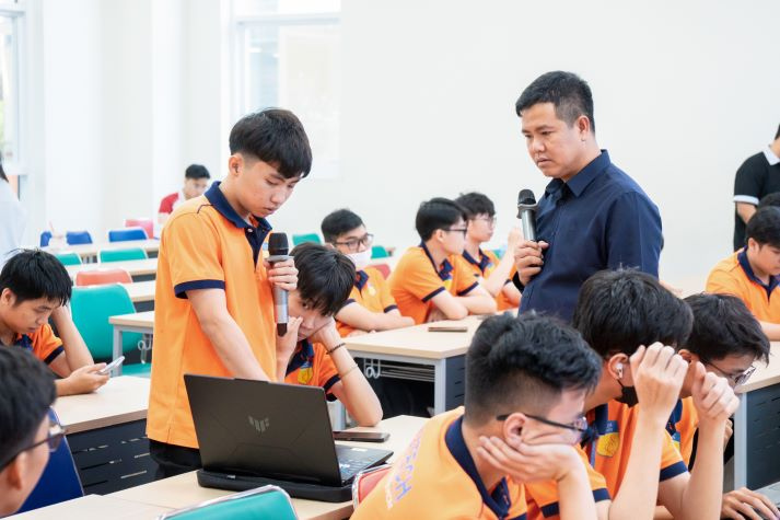 [Ảnh] HUTECH Innovatalk 2026: Sinh viên giải bài toán nông nghiệp đa giá trị từ thực tiễn xã Bình Mỹ (TP.HCM) 94