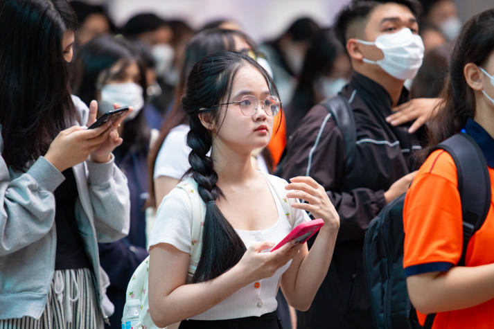 Văn minh học đường: Sinh viên HUTECH - Phối đồ thật chất 89