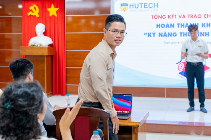 Hơn 200 sinh viên HUTECH hoàn thành khóa học “Kỹ năng thủ lĩnh sinh viên” 55