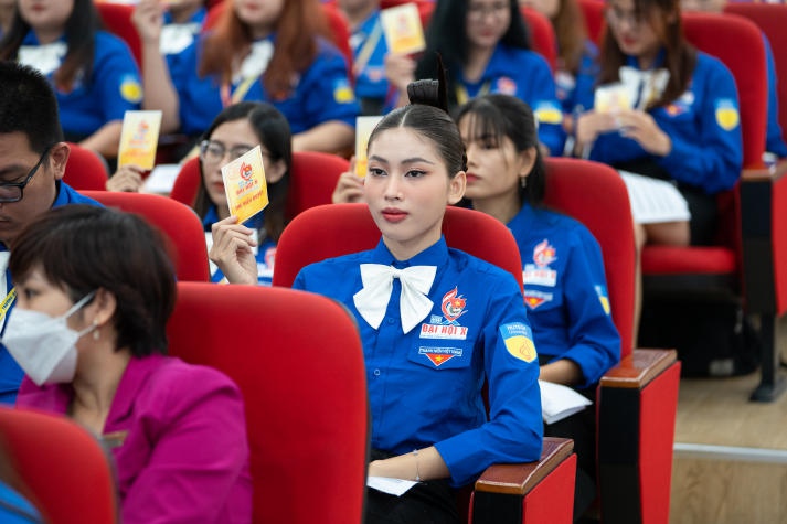 Công bố biểu trưng Đại hội Đại biểu Đoàn TNCS Hồ Chí Minh HUTECH lần thứ XI, nhiệm kỳ 2024-2027 71