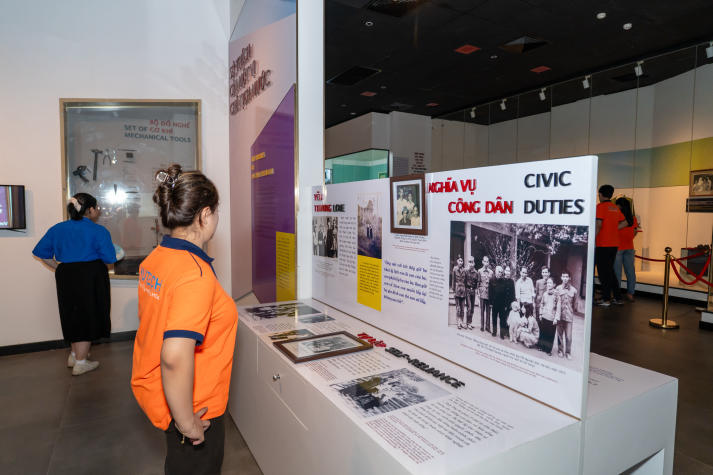 Sinh viên Viện Khoa học Ứng dụng chạm lịch sử, bồi đắp lý tưởng sống 43