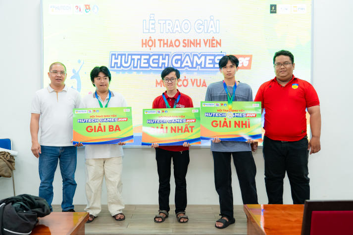 [HUTECH Games 2026]: Bùng nổ trí tuệ và tốc độ tại ngày thi đấu Cờ vua, Cờ tướng và Cầu lông 147