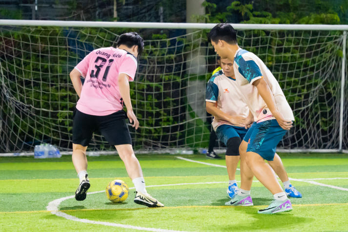 [Video] Hội thao Cán bộ - Giảng viên - Nhân viên HUTECH 2025: Trở lại rực lửa, bùng nổ đam mê thể thao 33