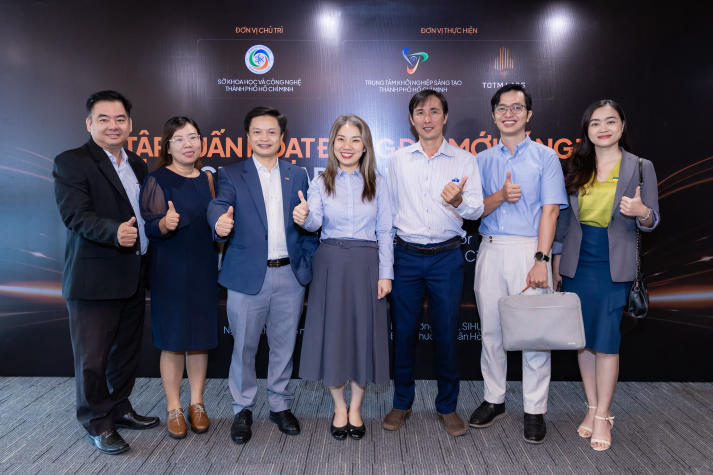 Viện trưởng VJIT HUTECH mang mô hình đồng sáng tạo đại học - doanh nghiệp đến cộng đồng startup và SME TP.HCM 68