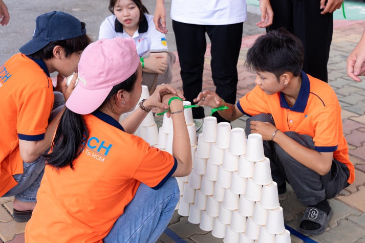 Tô thêm sắc màu cho bức tranh tuổi trẻ VKIT qua chuyến ngoại khóa đầy ý nghĩa 80