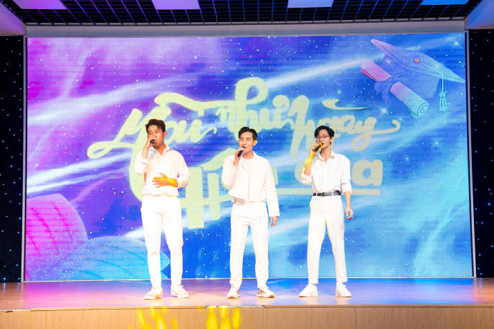 Cất lời tri ân: HUTECH và câu chuyện 20/11 qua “Điều thầy cô muốn nói” 24