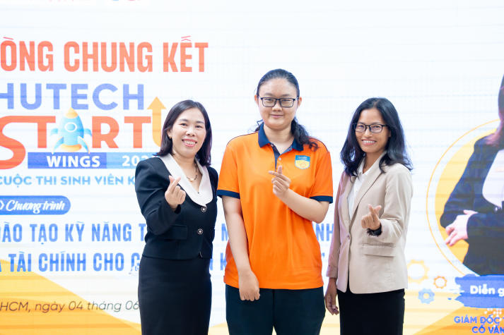 Top 6 HUTECH Startup Wings 2025 trang bị kỹ năng thực chiến về thiết lập mục tiêu kinh doanh và tài chính 143