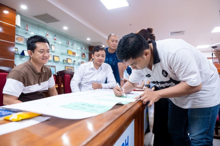 Học viên cao học và nghiên cứu sinh HUTECH làm chủ giọng nói và phong thái, nâng tầm phần trình bày học thuật 70