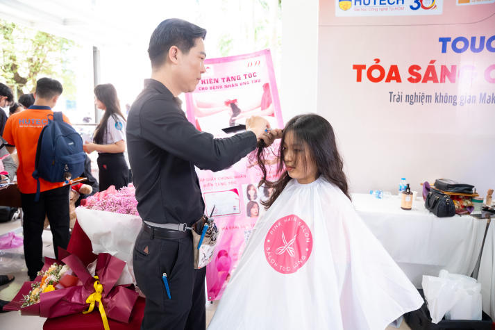 “HUTECH - Newbies Say Hi” khuấy động Thu Duc Campus vào 23/9 tới 90