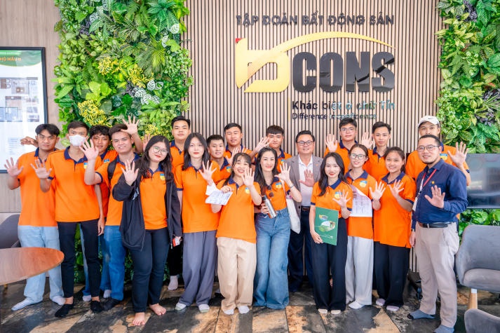 Theo chân sinh viên ngành Quản lý tài nguyên và môi trường tham quan Công ty Cổ phần Đầu tư Xây dựng BCONS 9