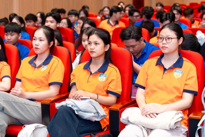 HUTECH-ers gặp Shark Louis Nguyễn, học cách biến ý tưởng khởi nghiệp thành hành động vào 05/6 tới 27